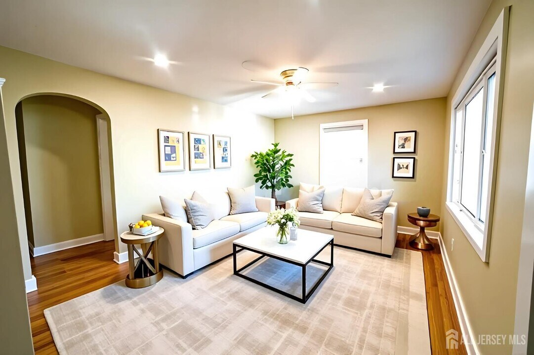 341 David St in South Amboy, NJ - Building Photo