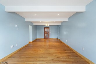 46 King St in Nutley, NJ - Building Photo - Building Photo