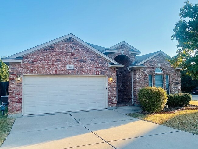 5800 Pearl Oyster Ln