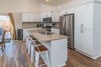 20599 Rolen Ave in Bend, OR - Building Photo - Building Photo