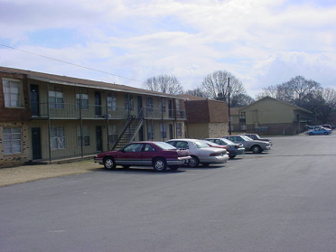 Brookfield Apartments in Jackson, TN - Foto de edificio