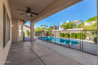 11302 N 131st Pl in Scottsdale, AZ - Foto de edificio - Building Photo