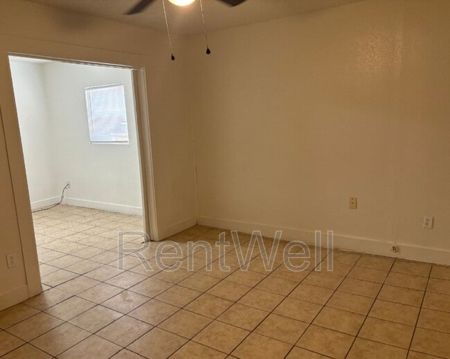 1803 49th St in Lubbock, TX - Building Photo - Building Photo