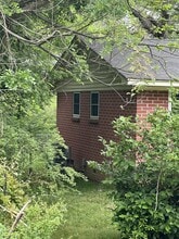 170 E 10th St in Tupelo, MS - Building Photo - Building Photo