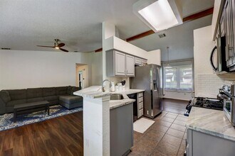 1600 Hatch Rd in Cedar Park, TX - Building Photo - Building Photo
