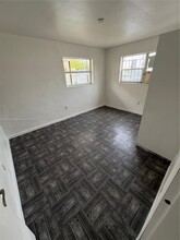 1474 NW 61st St in Miami, FL - Building Photo - Building Photo