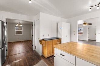 146 E Cottonwood Dr in Kalispell, MT - Building Photo - Building Photo