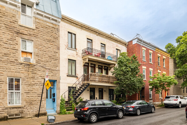 1261-1271 Robin Rue in Montréal, QC - Building Photo - Building Photo