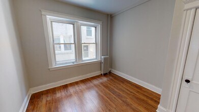 1198 Commonwealth Ave, Unit 2 in Boston, MA - Building Photo - Building Photo