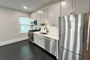 38 Calvin St, Unit 1 in Somerville, MA - Building Photo