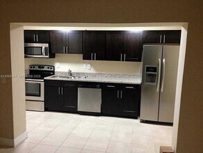 2418 Liberty St in Hollywood, FL - Building Photo - Building Photo