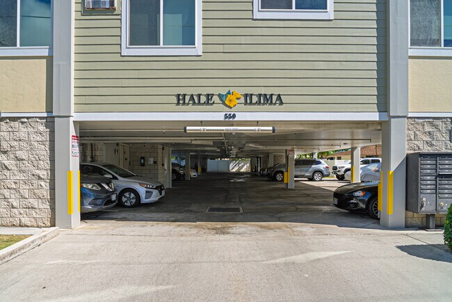 Hale Ilima in Kailua, HI - Building Photo - Building Photo
