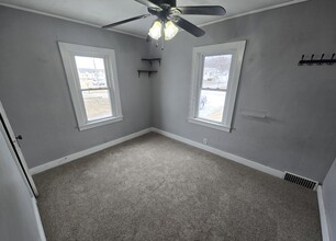 2620 37th Ave in Moline, IL - Foto de edificio - Building Photo