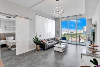 3029 NE 188th St in Aventura, FL - Building Photo - Building Photo