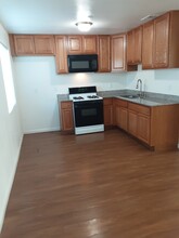 144 Brookridge Dr in Red Bluff, CA - Foto de edificio - Building Photo