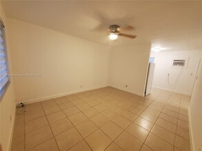 26 SE 3rd Terrace in Dania Beach, FL - Building Photo - Building Photo