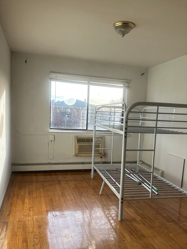 134-30 57th Rd in Queens, NY - Building Photo - Building Photo