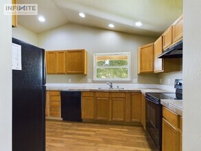 1113 Las Campanas Dr in Belgrade, MT - Building Photo - Building Photo