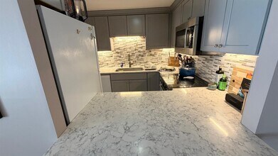 170 Gore St, Unit 12 in Cambridge, MA - Building Photo - Building Photo