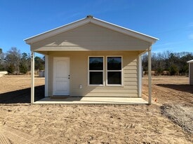 257 Private Road in Texarkana, TX - Building Photo