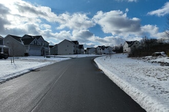 Meadows at Clifton Park in Clifton Park, NY - Building Photo - Building Photo
