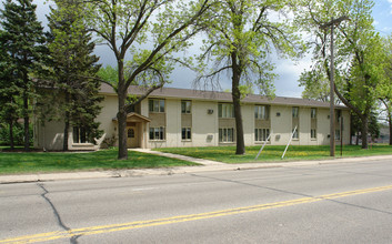 8935 Nicollet in Bloomington, MN - Building Photo - Building Photo