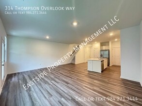 314 Thompson Overlook Wy in Smithfield, NC - Building Photo - Building Photo