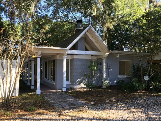 property at 1223 Poinsettia Ave