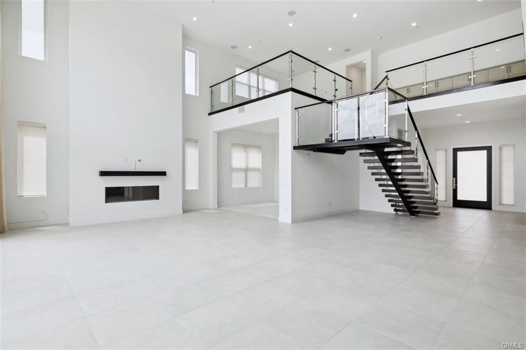 11854 Hillsborough Ln in Los Angeles, CA - Building Photo