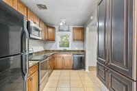 5320 Balcones Dr in Austin, TX - Foto de edificio - Building Photo