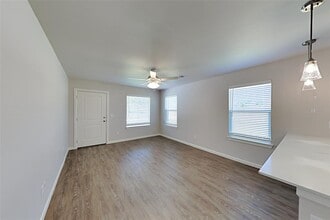 11318 Northstar Ln in Oklahoma City, OK - Building Photo - Building Photo