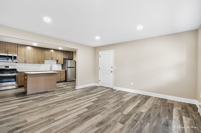 property at 7538 W Lawrence Ave