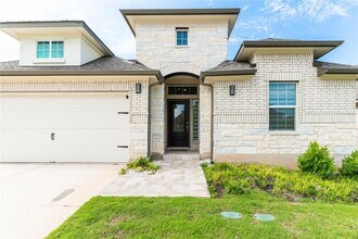 112 Christian Ct in Liberty Hill, TX - Building Photo - Building Photo