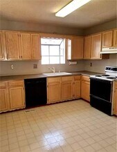 4143 Lake Mist Dr NW in Kennesaw, GA - Building Photo - Building Photo