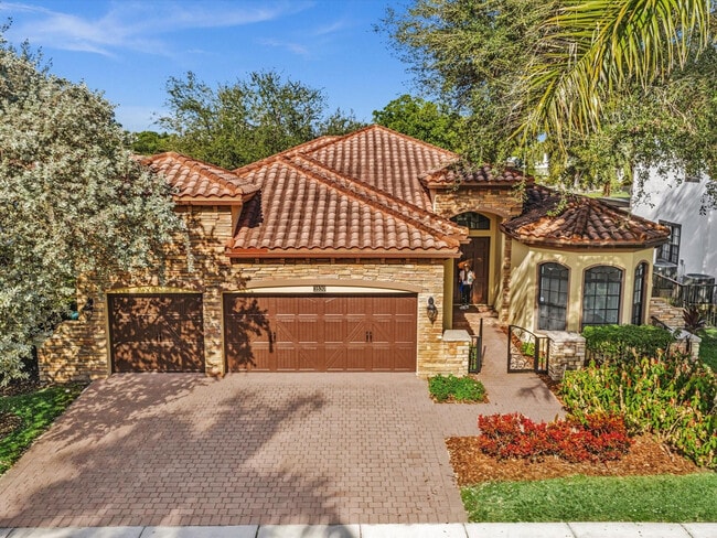 3530 NW 87th Ave in Hollywood, FL - Building Photo - Building Photo