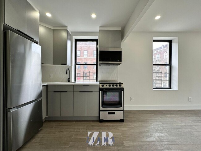 2108 Regent Pl in Brooklyn, NY - Building Photo - Building Photo