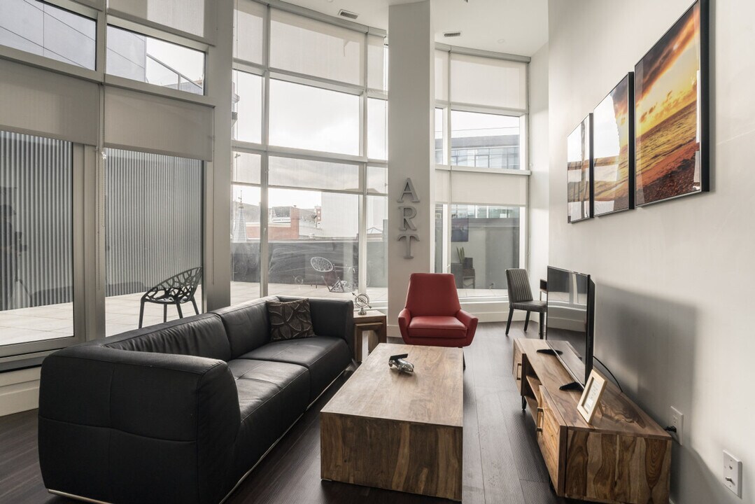 1595 Barrington St in Halifax, NS - Building Photo