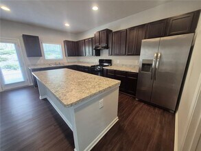 85 Pointe Pl in Dawsonville, GA - Building Photo - Building Photo