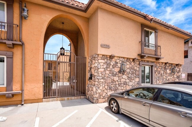 property at 4737 34th St