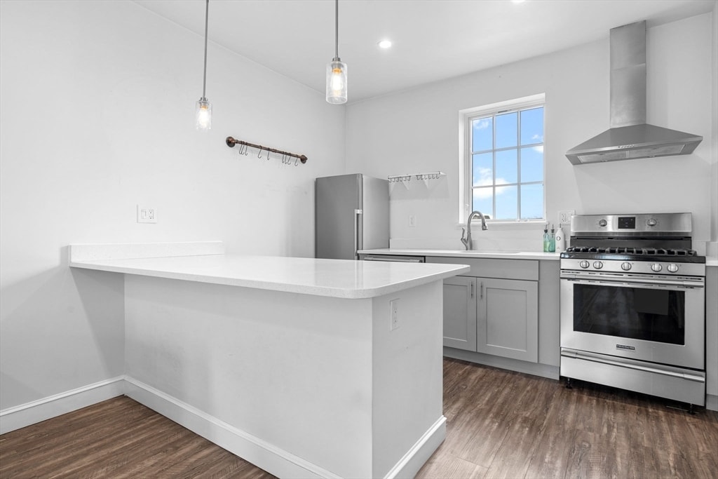 105 Broadway in Chelsea, MA - Building Photo