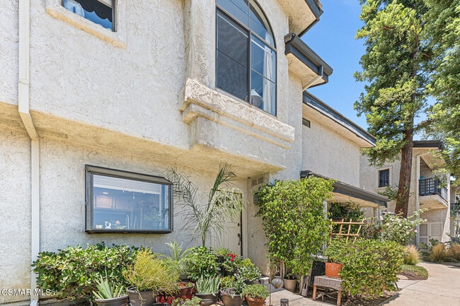 property at 5720 Skyview Way
