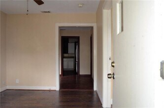 2502 Hidalgo St in Austin, TX - Building Photo - Building Photo