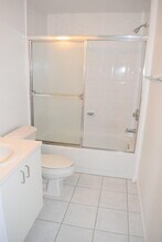 2010 Taylor St in Hollywood, FL - Building Photo - Building Photo