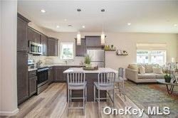 766 Deer Pk Ave-Unit -111 in North Babylon, NY - Building Photo - Building Photo