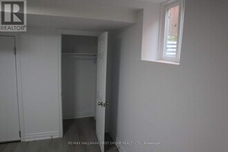 1627 Baggins St in Pickering, ON - Building Photo - Building Photo