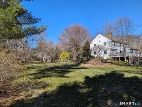 7 Joanne Ln in Weston, CT - Building Photo - Building Photo