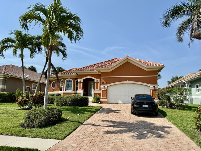 property at 1740 Ludlow Rd