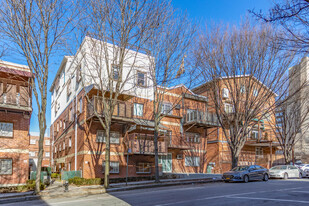 37 Wilson St in Brooklyn, NY - Building Photo