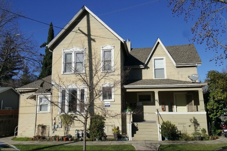 491 Randolph St in Napa, CA - Foto de edificio