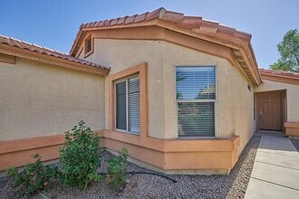 3677 W Santa Cruz Ave in San Tan Valley, AZ - Building Photo - Building Photo
